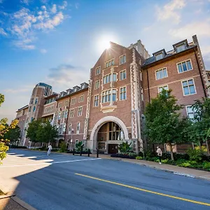 The Knight Center At Washington 2*, University City United States